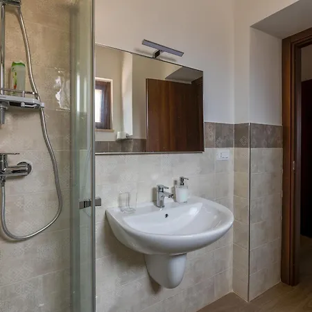 Rose Antiche Bed & Breakfast Pizzoli