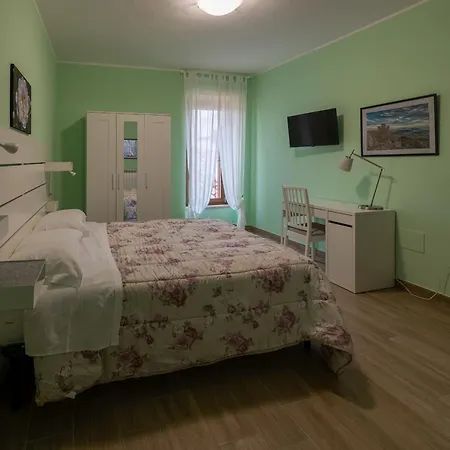 Rose Antiche Bed & Breakfast *