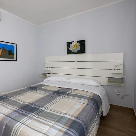 Rose Antiche Bed & Breakfast Pizzoli